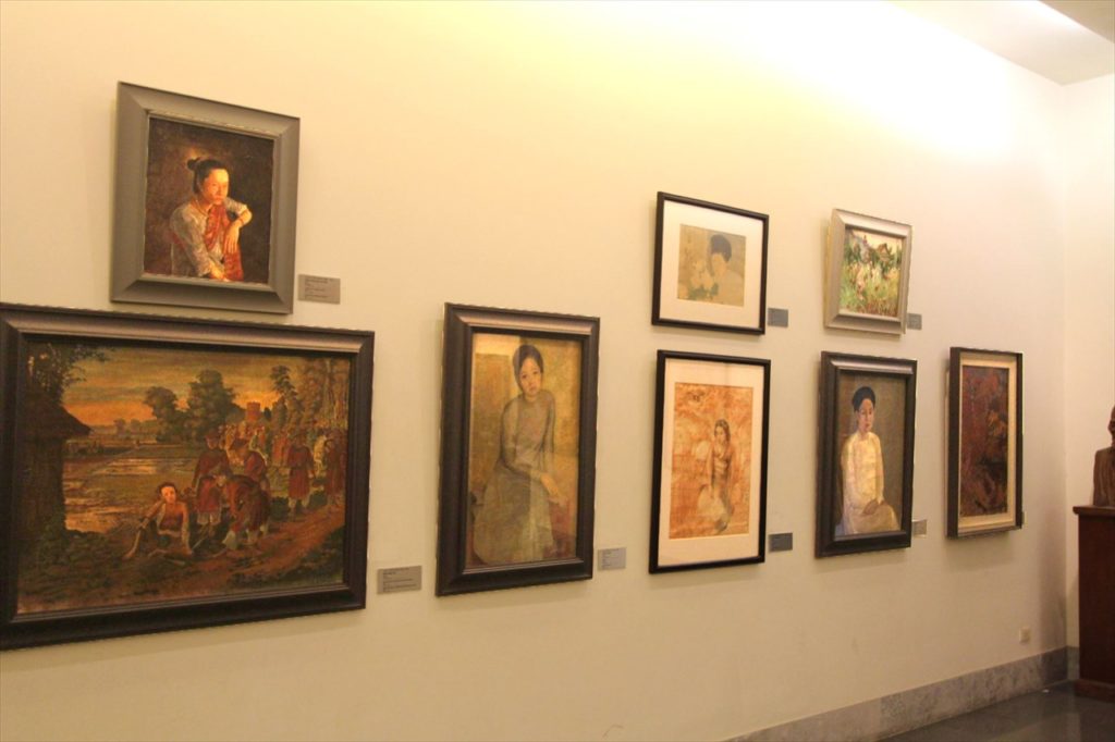 ベトナム国立美術博物館の展示品絵画