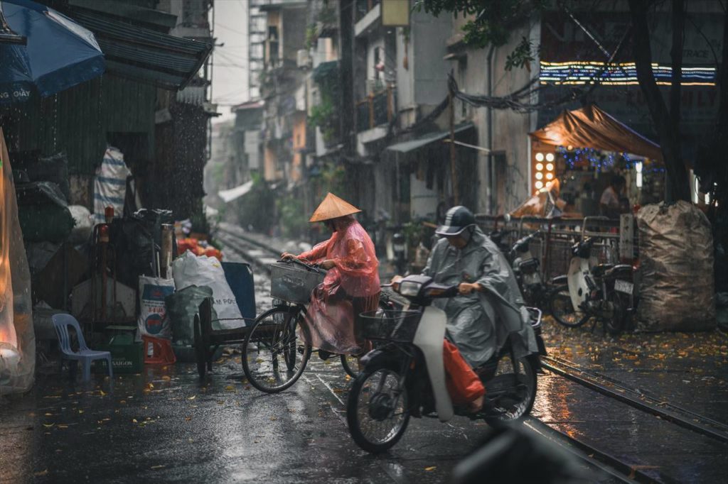 雨のハノイ