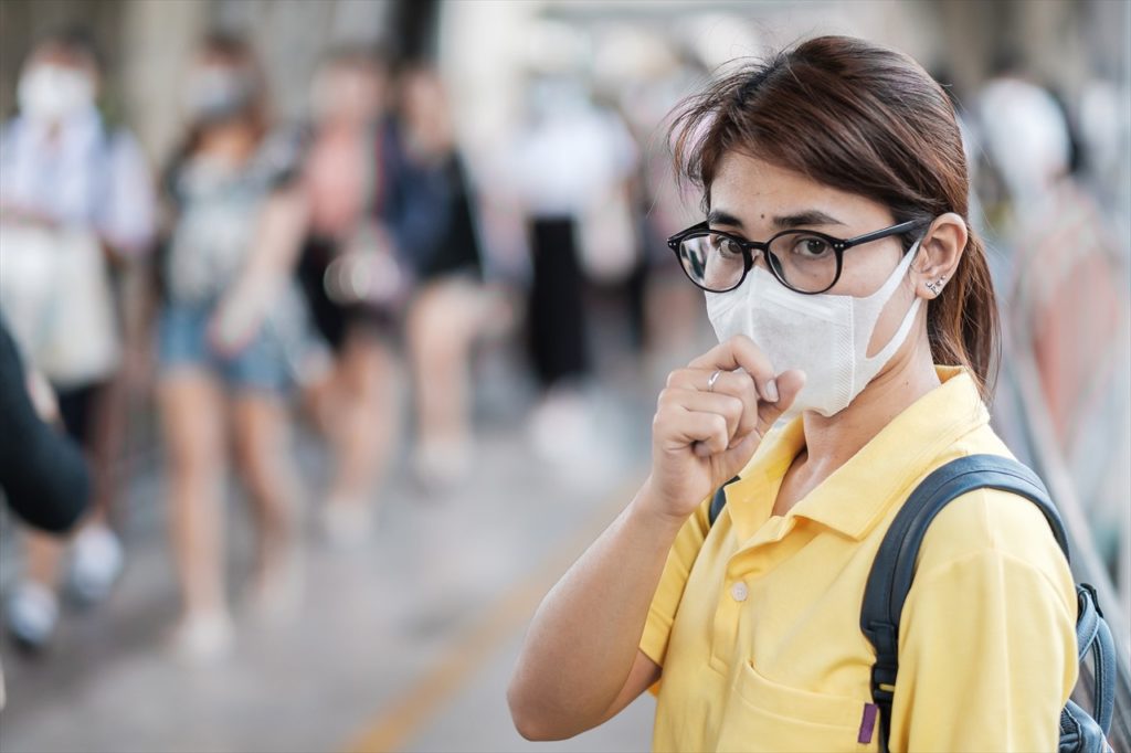 マスクは手に入りづらいので、極力日本から持ってくるように