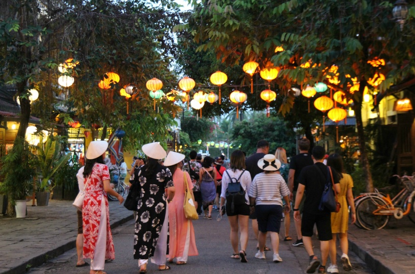 ホイアン「ランタン祭り」の過ごし方