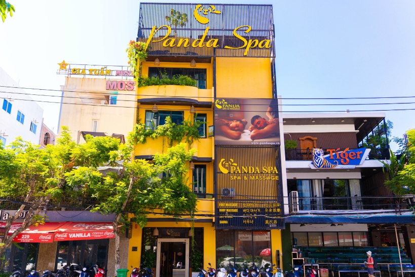 パンダスパの外観