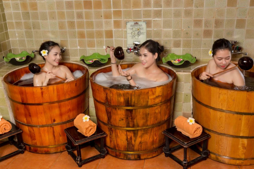 ベトナム伝統のハーブ風呂も堪能できる！