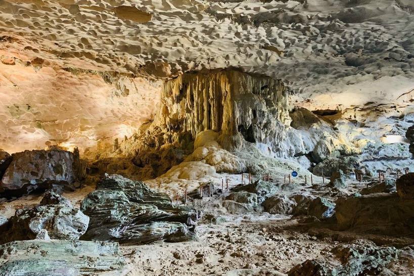 ティエンクン洞窟の様子