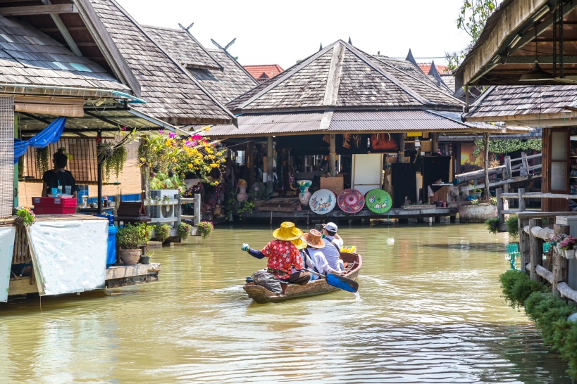 タイの文化を感じる！バンコク発水上マーケットの歴史と背景