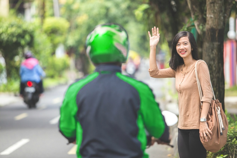 バンコクの定番移動手段タクシー、トゥクトゥク、バイクタクシー【料金と交渉のコツ】