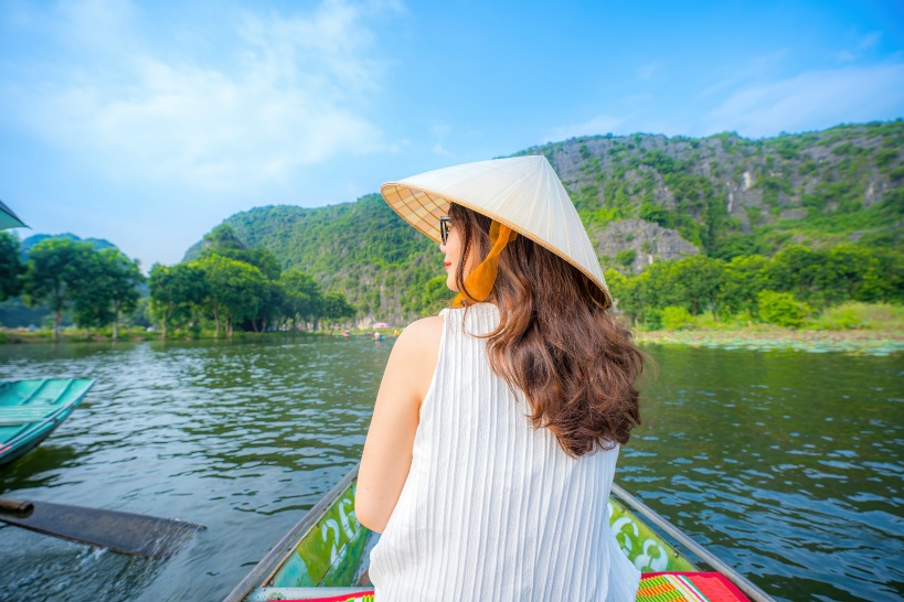 女性がベトナムでひとり旅を楽しむための治安対策と服装