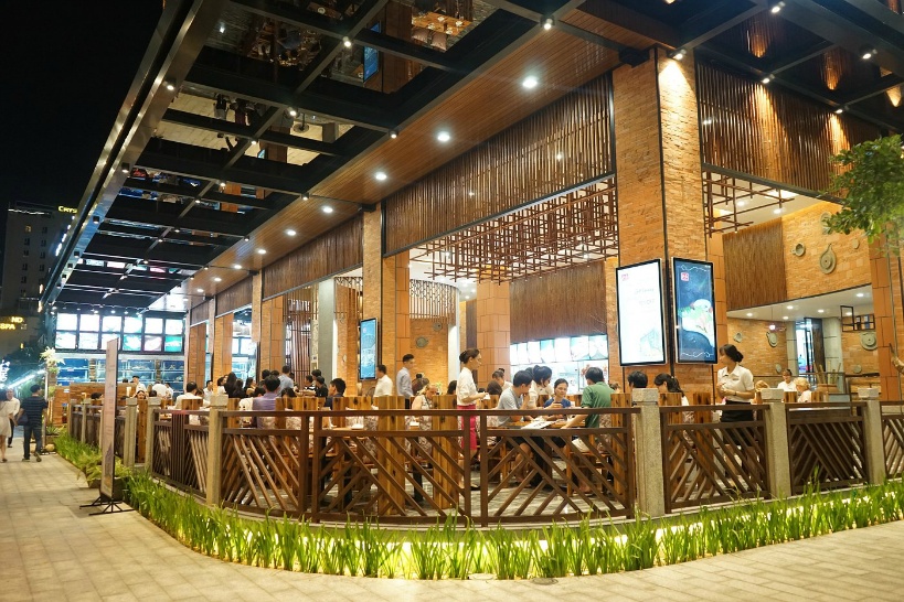 Brillant Restaurantのアウトサイドテーブル