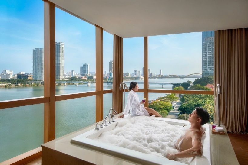 夕方～夜｜ダナン市内のスパでリラックスする旅の癒やし時間