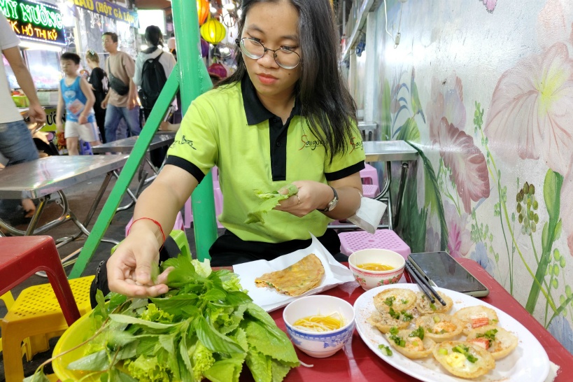 ホーチミンのホーティーキーフードストリートを歩こう