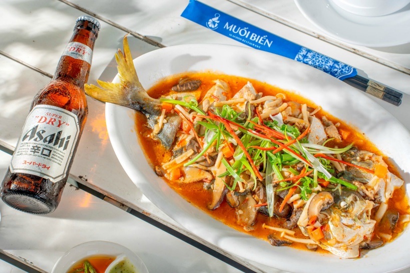Muoi Bienの魚料理